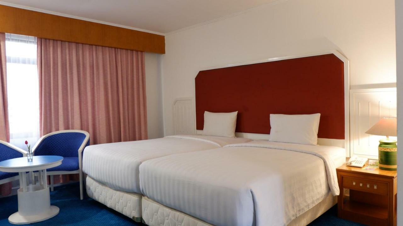 Arnava Hotel Senen Jakarta Exterior foto