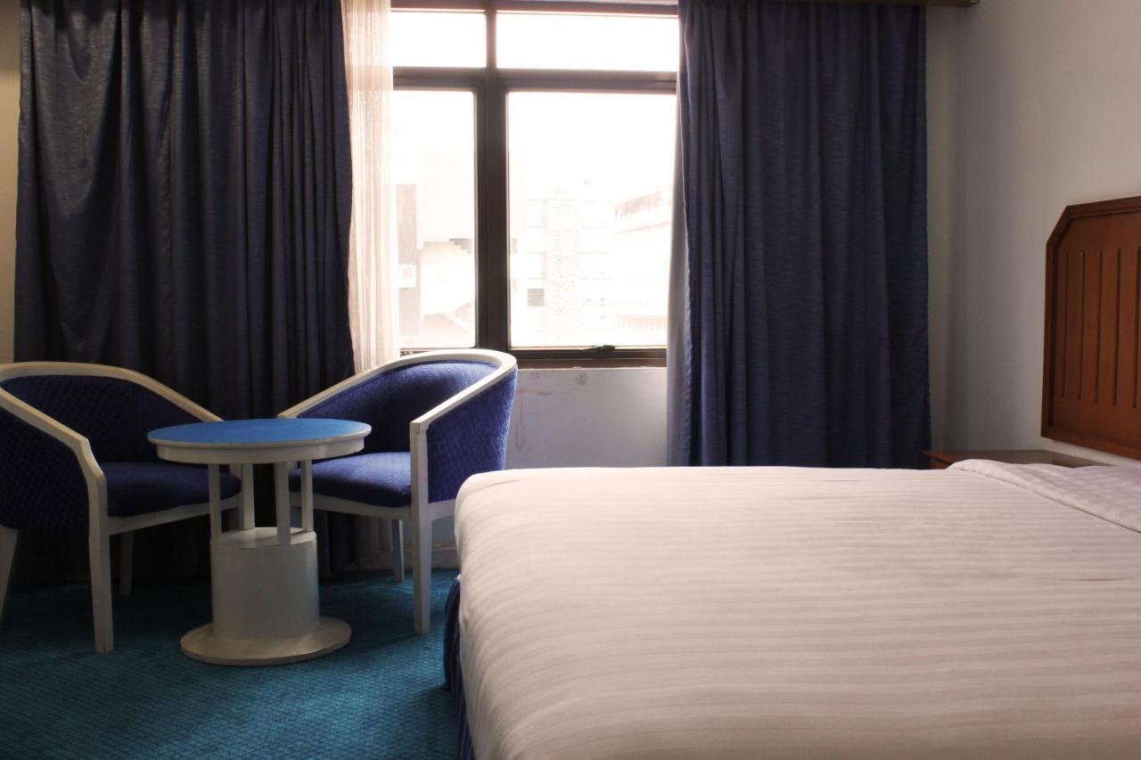 Arnava Hotel Senen Jakarta Exterior foto